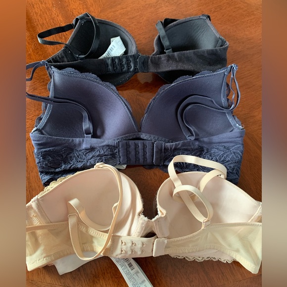 3 bundle bras Oysho - Picture 2 of 5